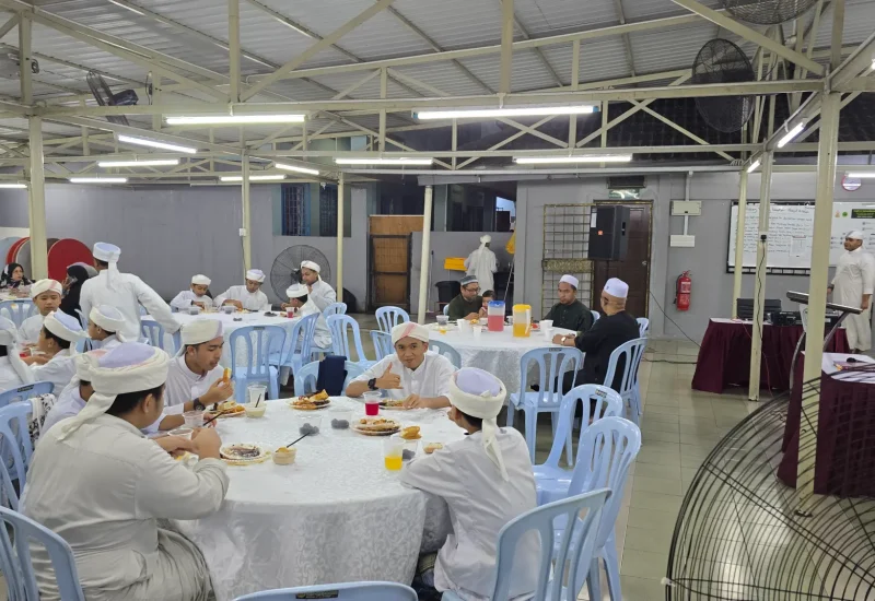 Iftar with Tahfiz